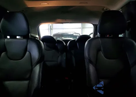 2023 Volvo Xc90 Plus z USA, uszkodzony, nr VIN YV4H600NXP1914433